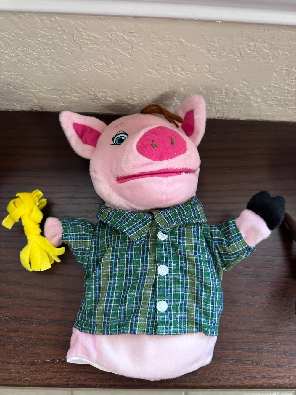 Lakeshore Plush Hand Puppet Set - The 3 Little Pigs